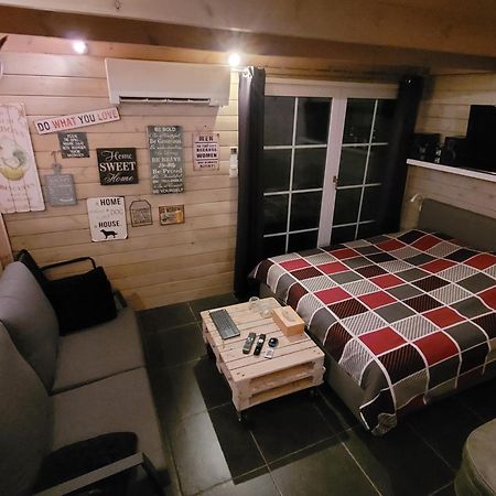 B&B Jo - Li Diepenbeek Exteriör bild