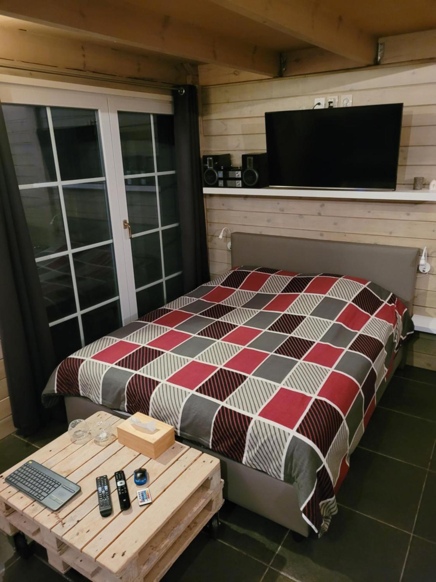 B&B Jo - Li Diepenbeek Exteriör bild