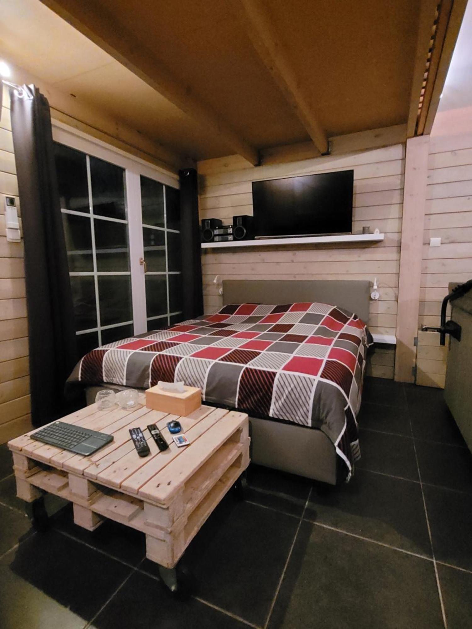 B&B Jo - Li Diepenbeek Exteriör bild